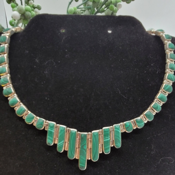 Jewelry - 🌿950 sterling s925 Malachite choker necklace 72 grams.
